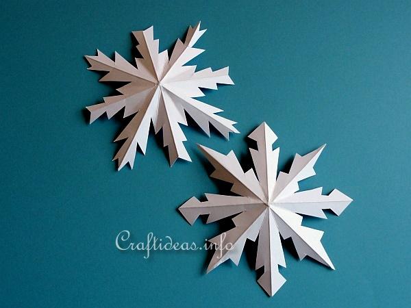Christmas Paper Craft - Dimensional Paper Snowflakes